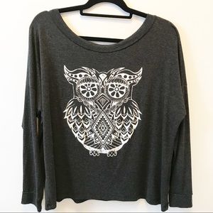Graphic  “Owl” over sized top.